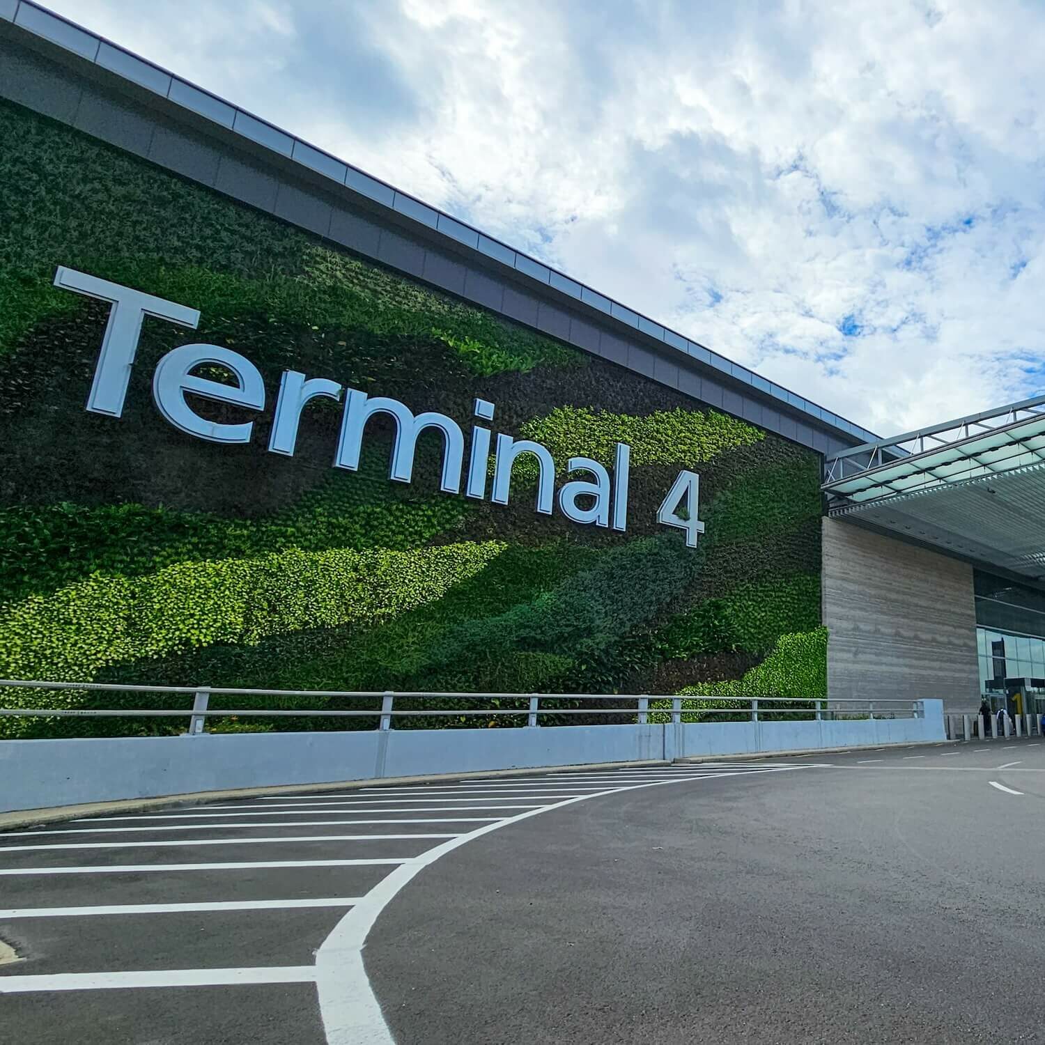 image for Singapore Changi Airport -Terminal 4